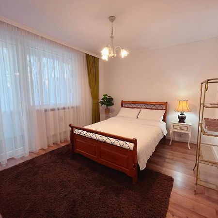 Niran Apartament オラデア エクステリア 写真